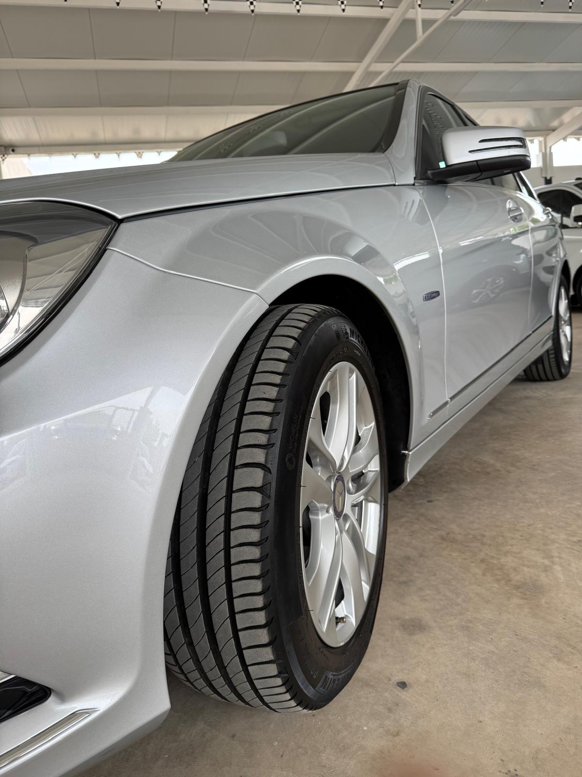 MERCEDES CLASE C 180   1.8 CGI 156Cv *Gasolina