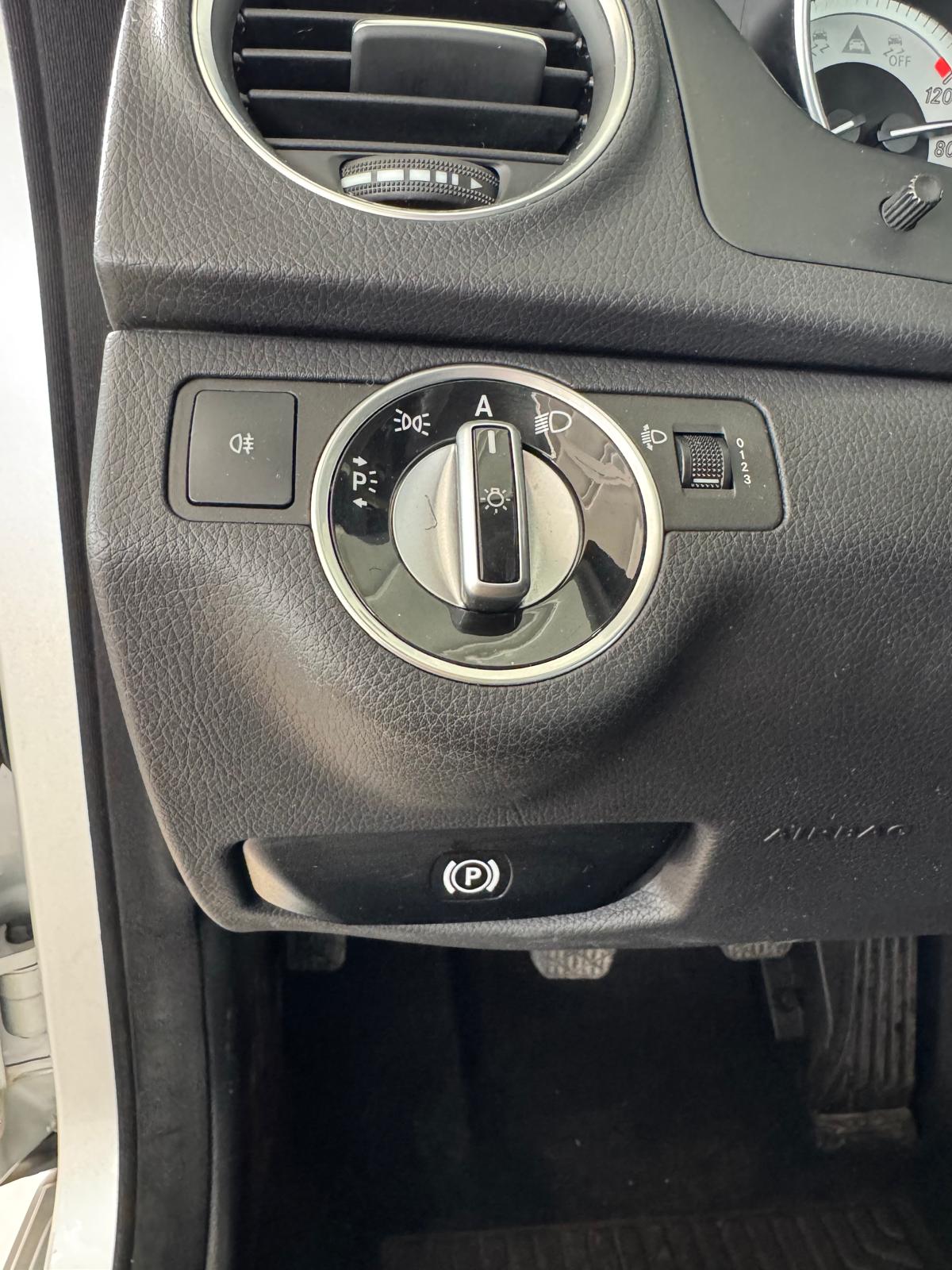 MERCEDES CLASE C 180   1.8 CGI 156Cv *Gasolina