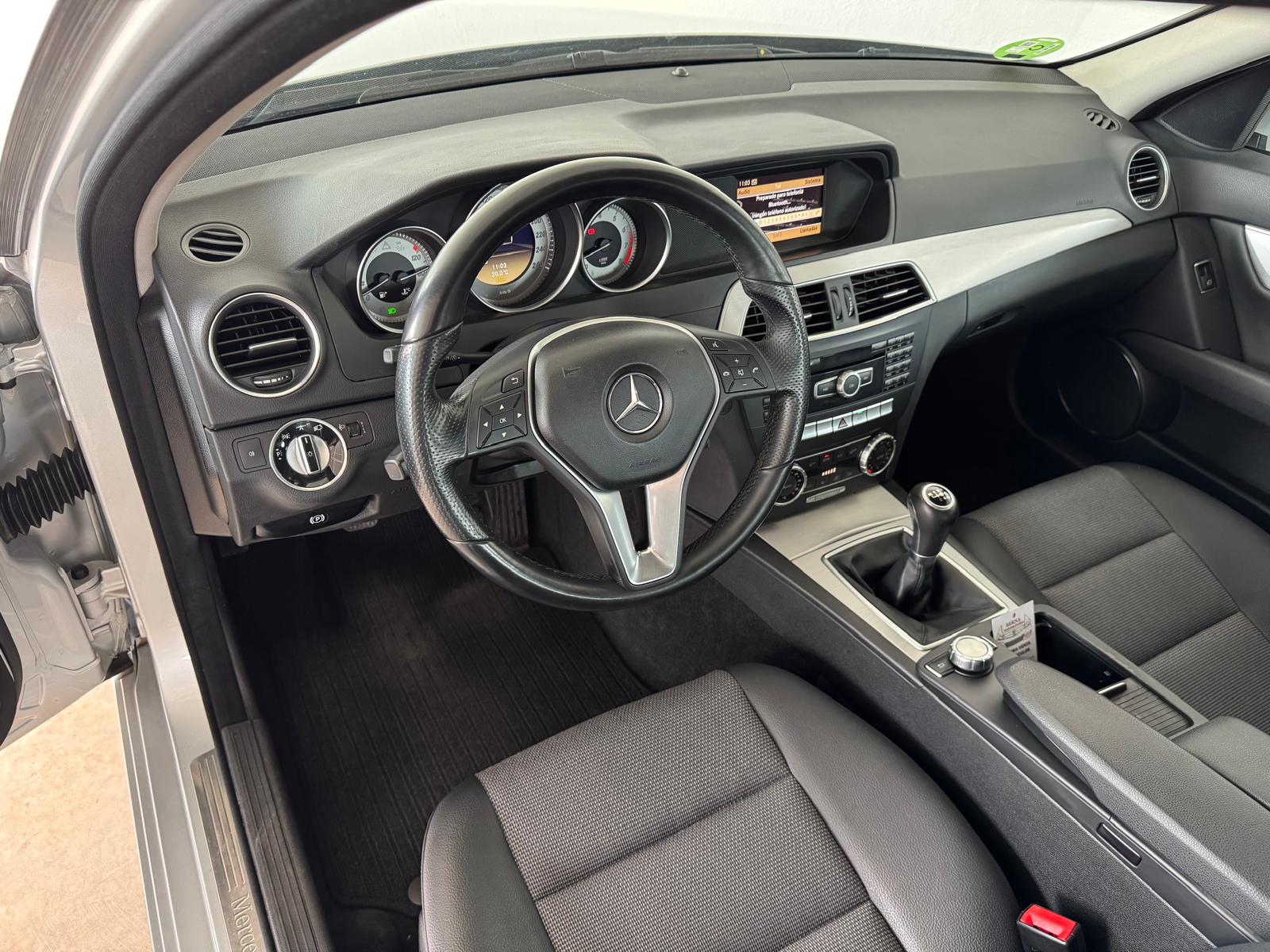 MERCEDES CLASE C 180   1.8 CGI 156Cv *Gasolina