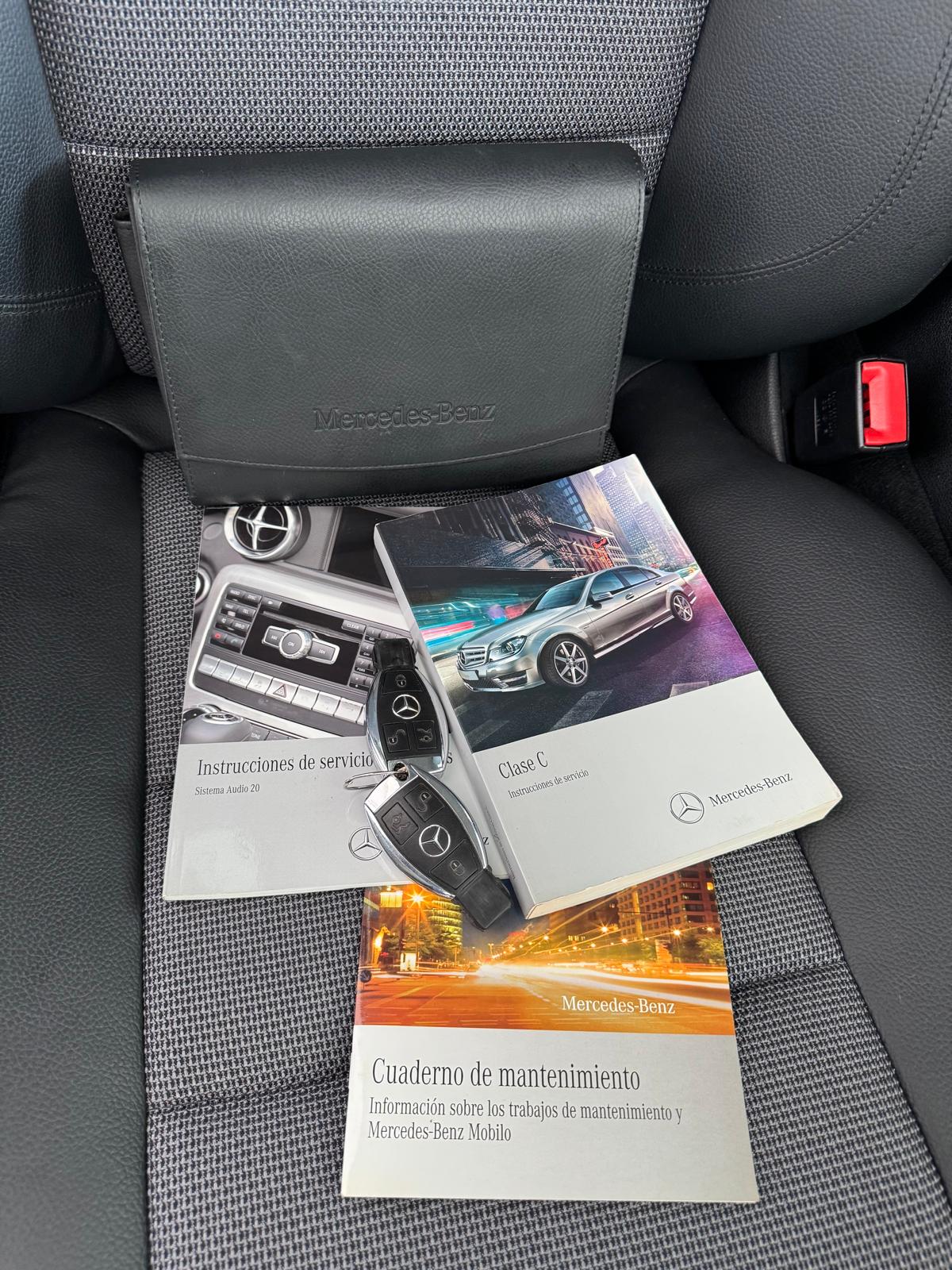 MERCEDES CLASE C 180   1.8 CGI 156Cv *Gasolina