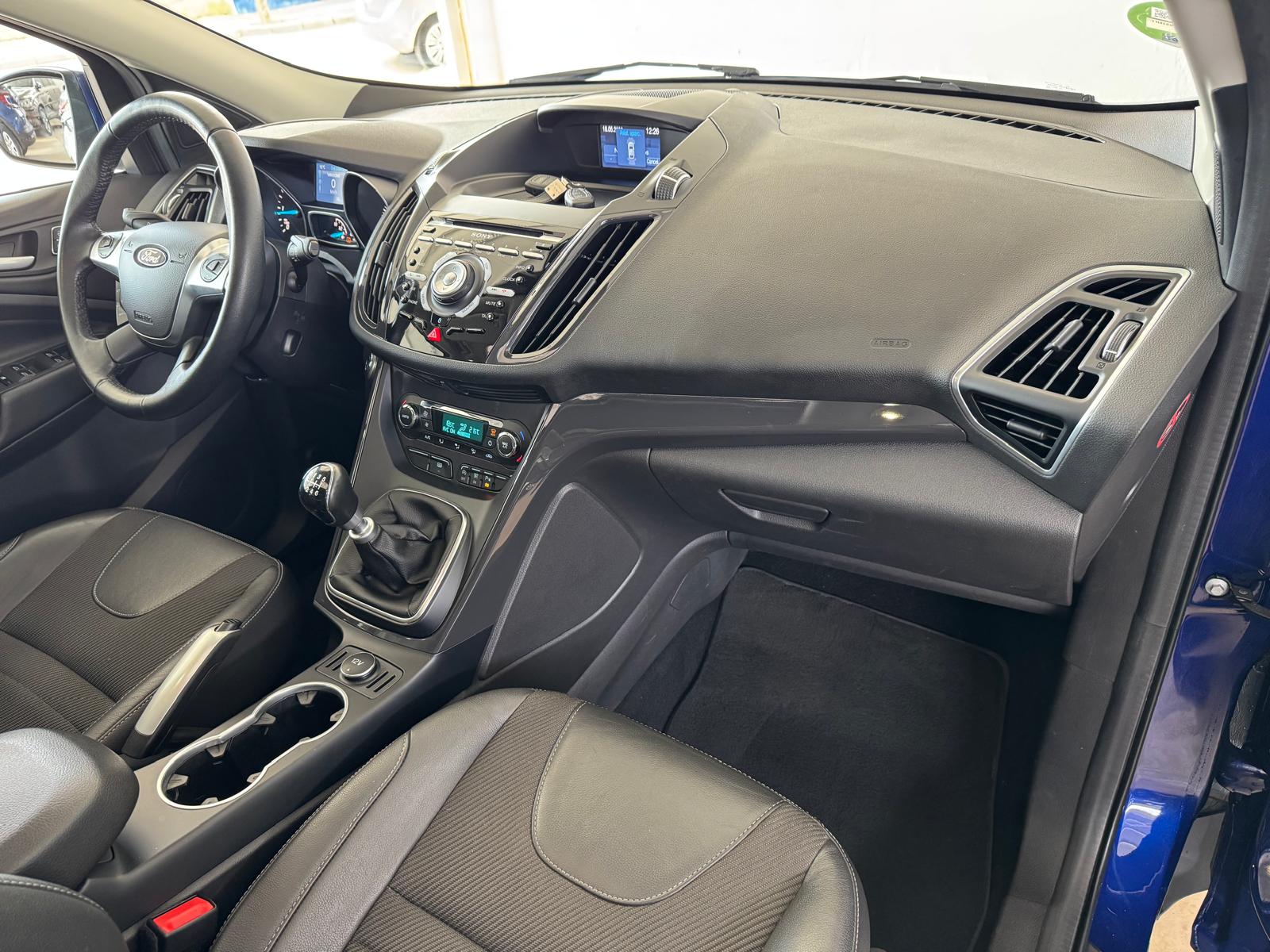 FORD KUGA 2.0 TDCI 150Cv TITANIUM