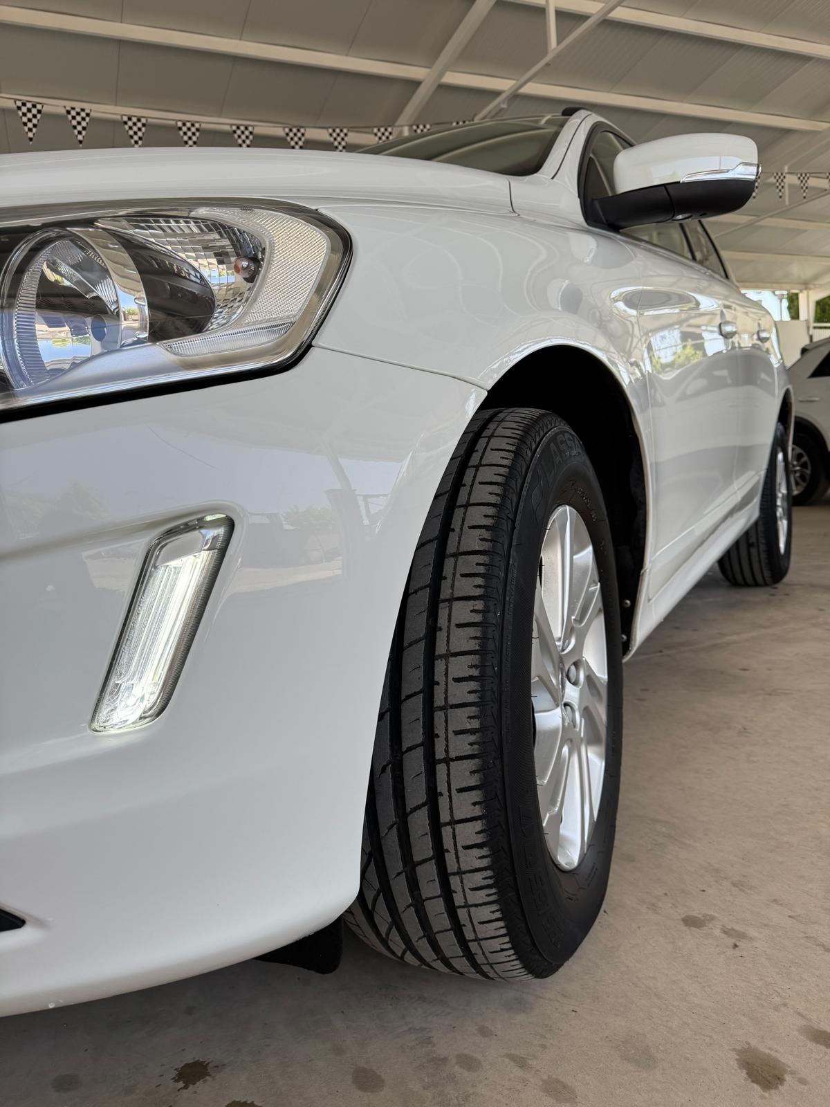 VOLVO XC60 2.0 D3 150Cv