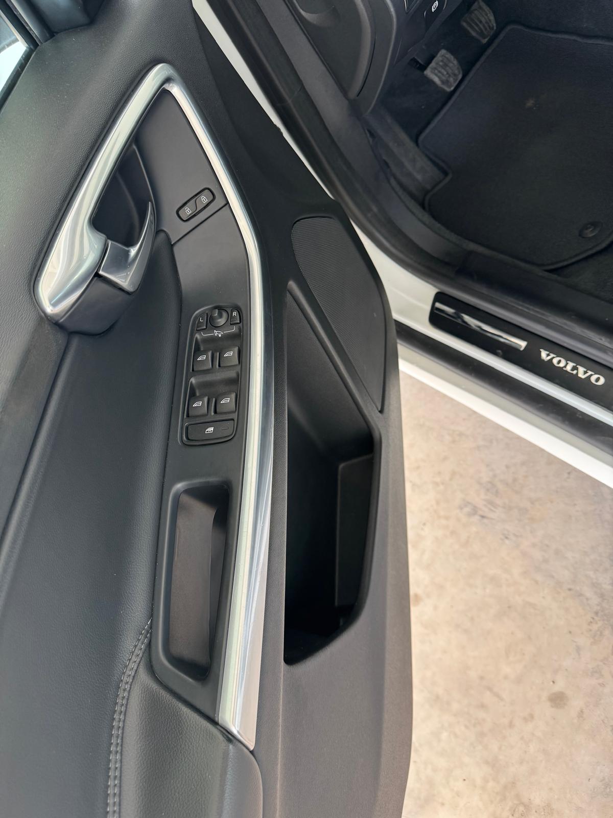 VOLVO XC60 2.0 D3 150Cv
