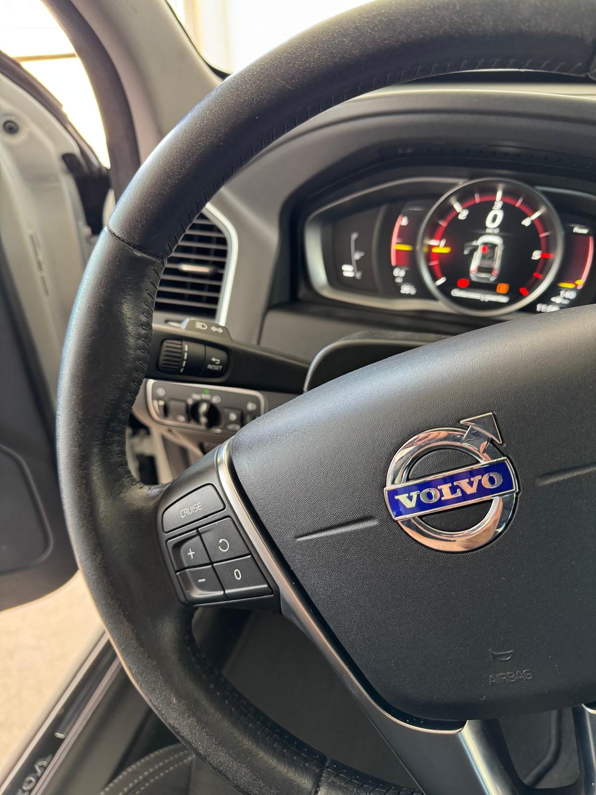 VOLVO XC60 2.0 D3 150Cv
