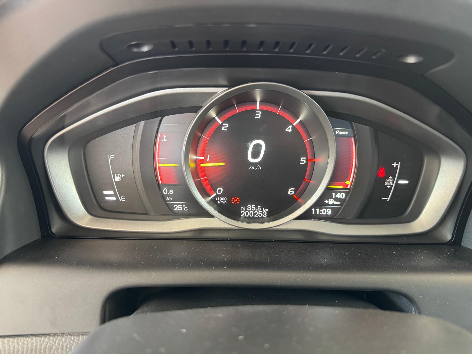 VOLVO XC60 2.0 D3 150Cv