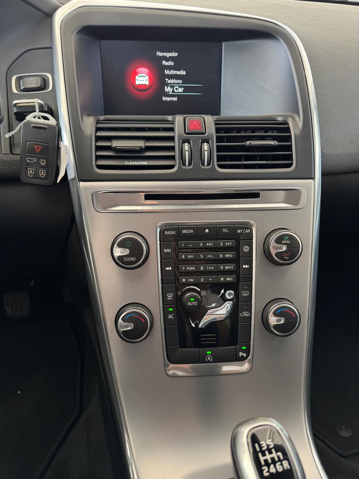 VOLVO XC60 2.0 D3 150Cv