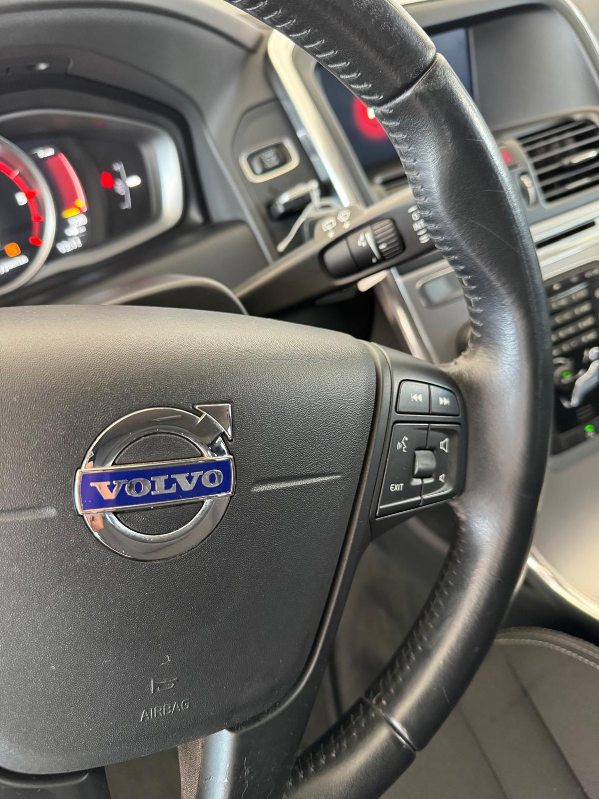 VOLVO XC60 2.0 D3 150Cv