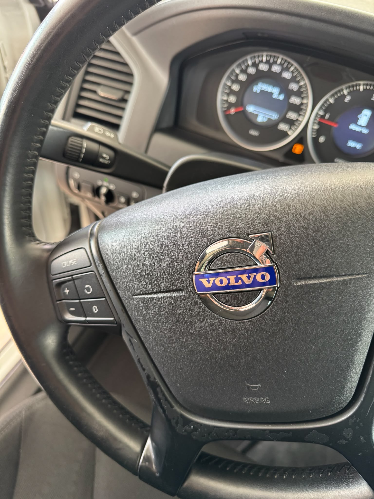 VOLVO XC60 2.0 D3 136Cv 4X2