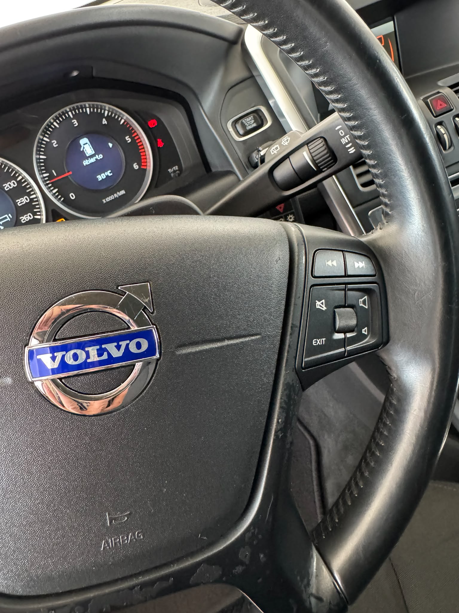 VOLVO XC60 2.0 D3 136Cv 4X2