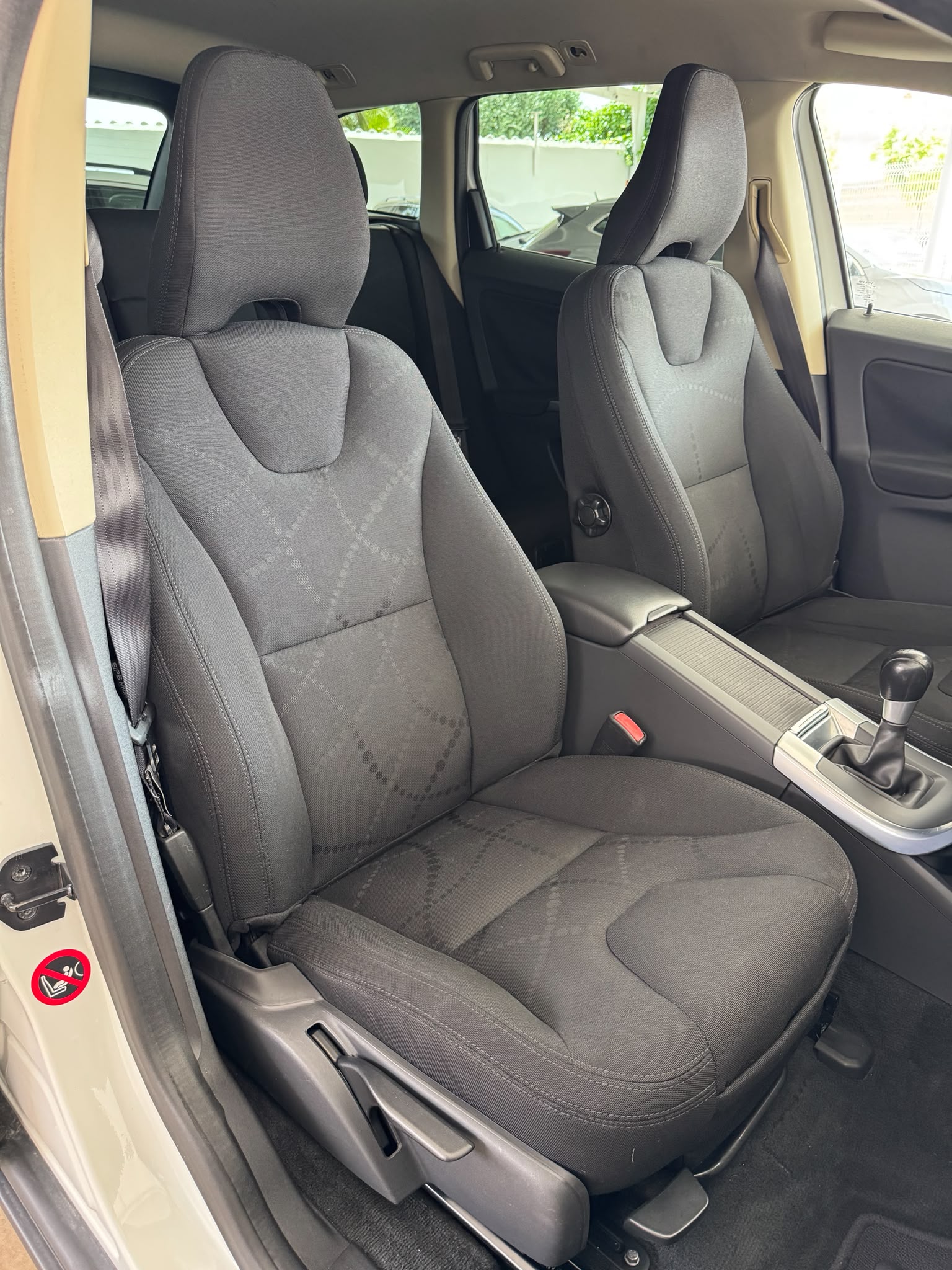 VOLVO XC60 2.0 D3 136Cv 4X2