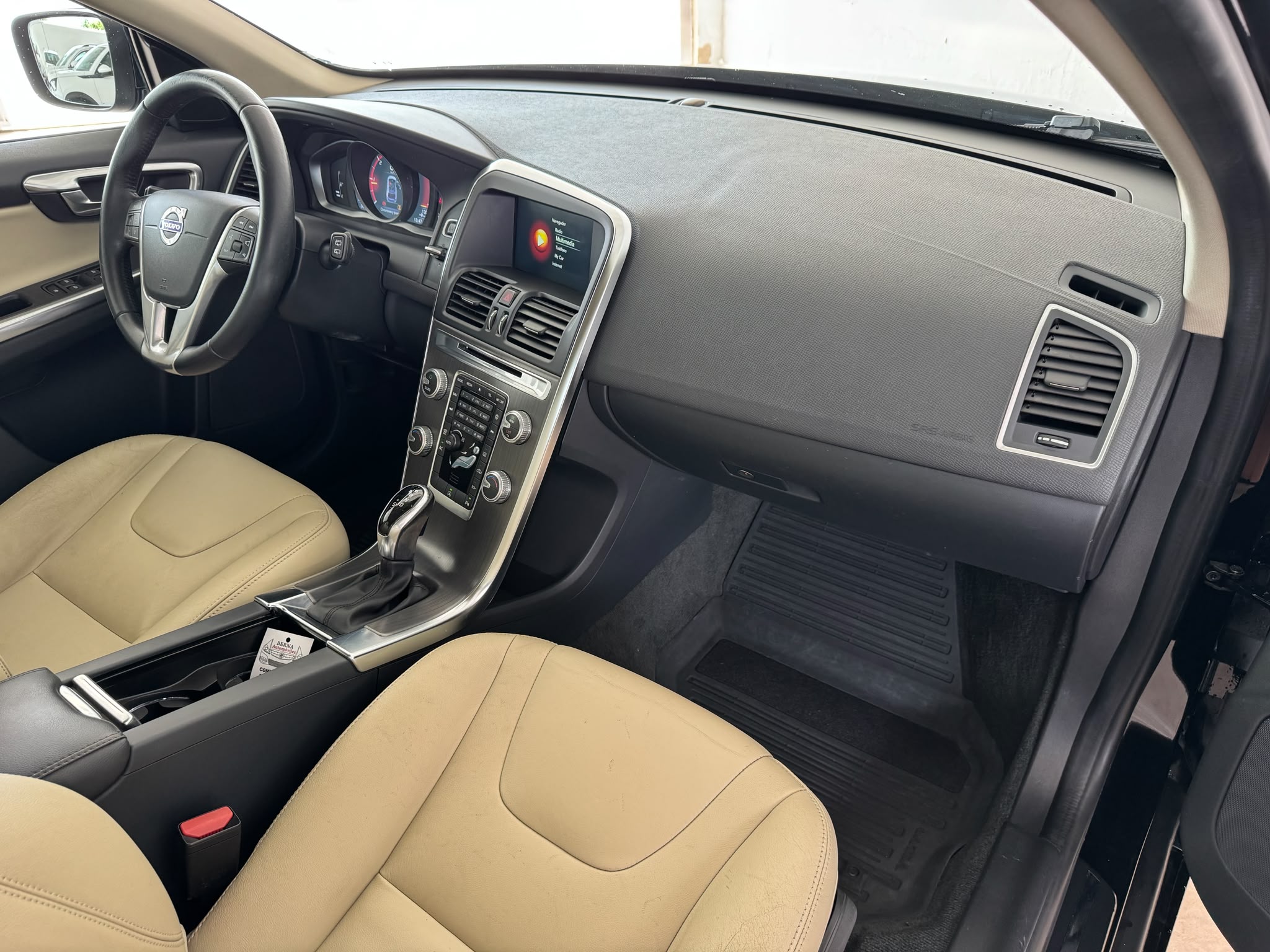 VOLVO XC60 2.0 D3 150Cv Auto