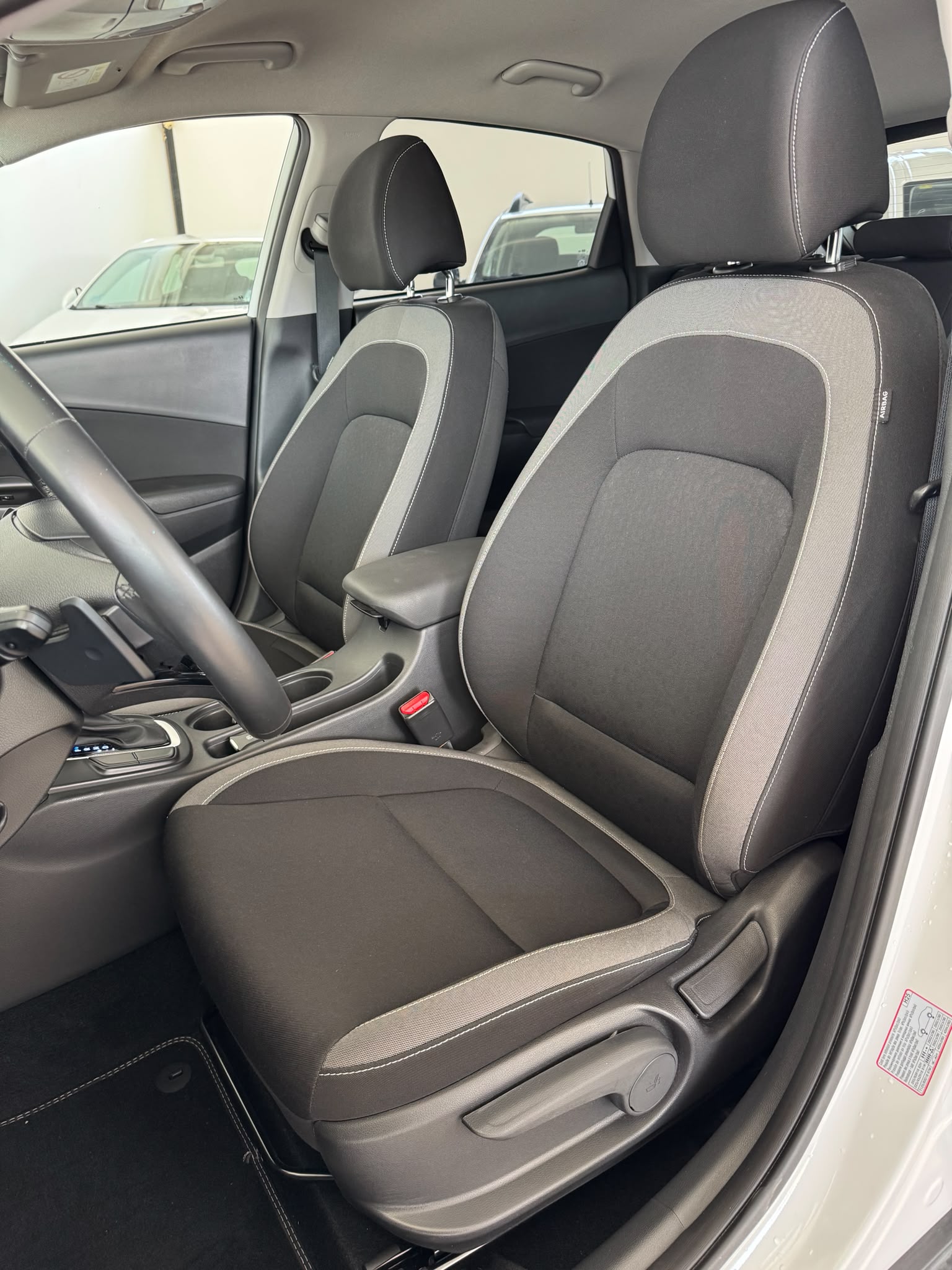 HYUNDAI KONA 1.6 GDI 141Cv HEV AUT *ECO*