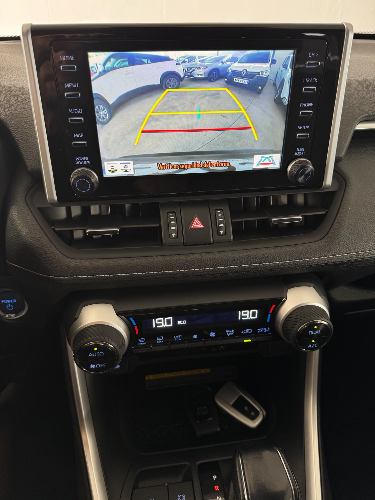 TOYOTA RAV4 2.5l Hybrid 220H AUTO Advance *ECO*
