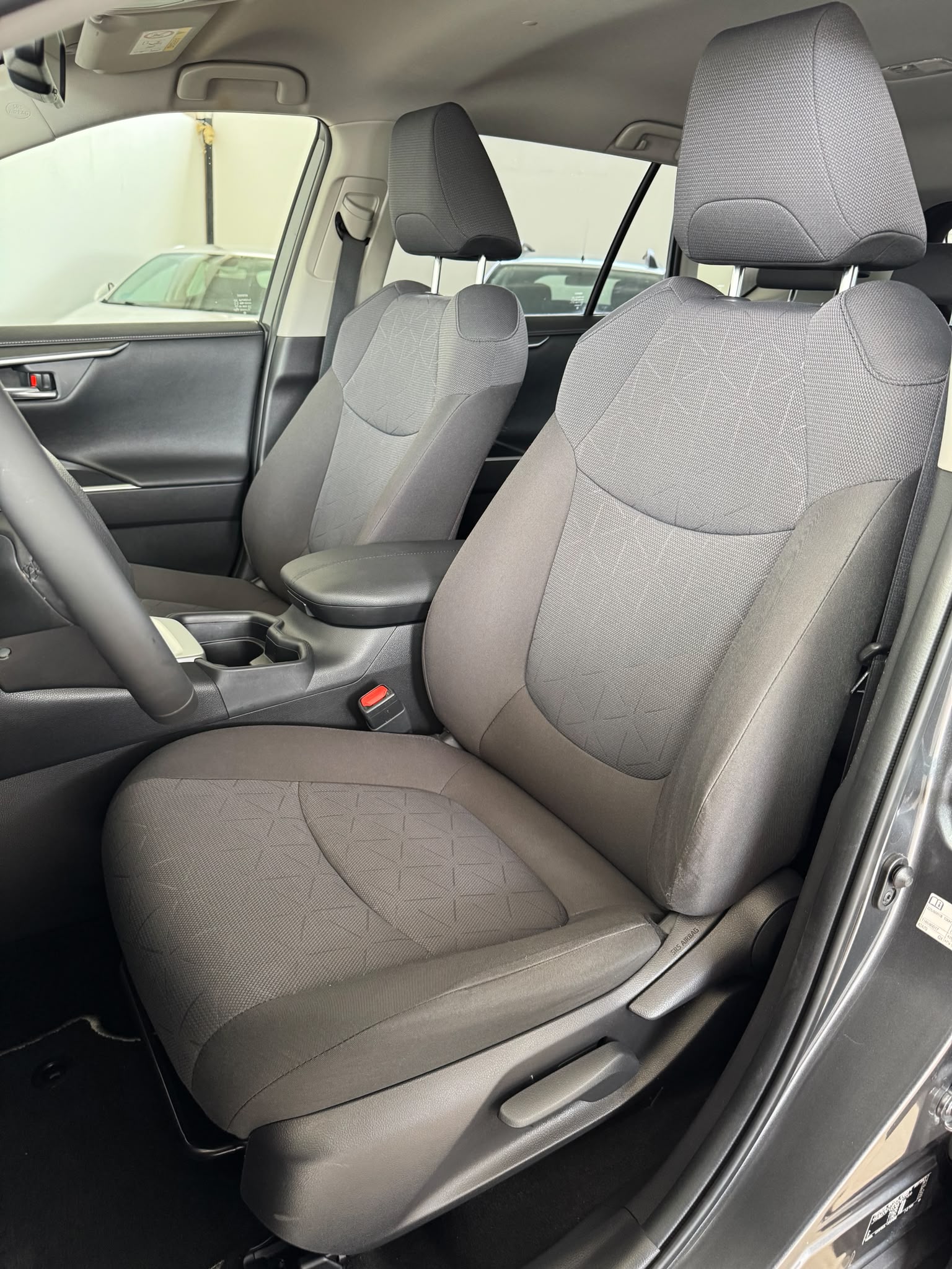TOYOTA RAV4 2.5l Hybrid 220H AUTO Advance *ECO*