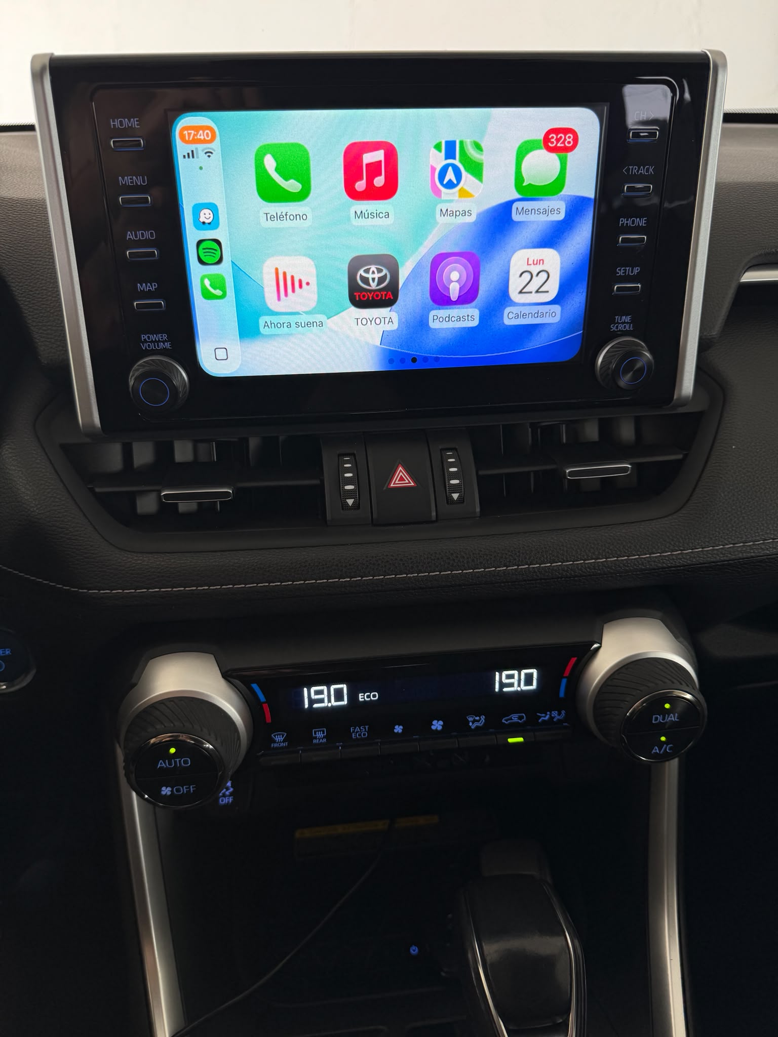 TOYOTA RAV4 2.5l Hybrid 220H AUTO Advance *ECO*