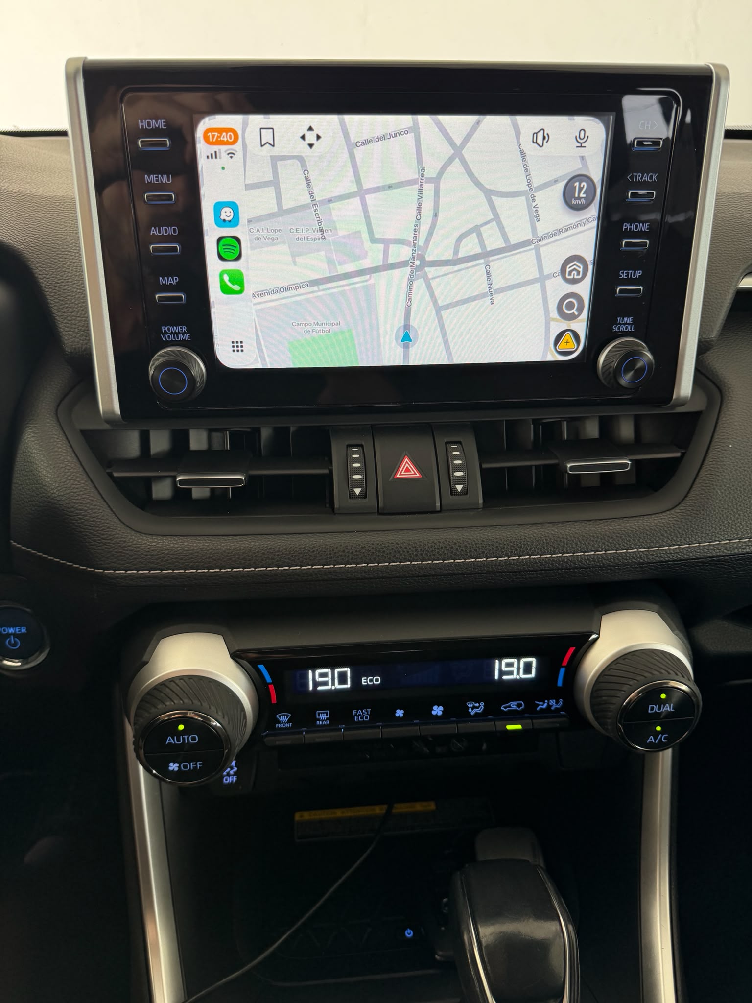 TOYOTA RAV4 2.5l Hybrid 220H AUTO Advance *ECO*
