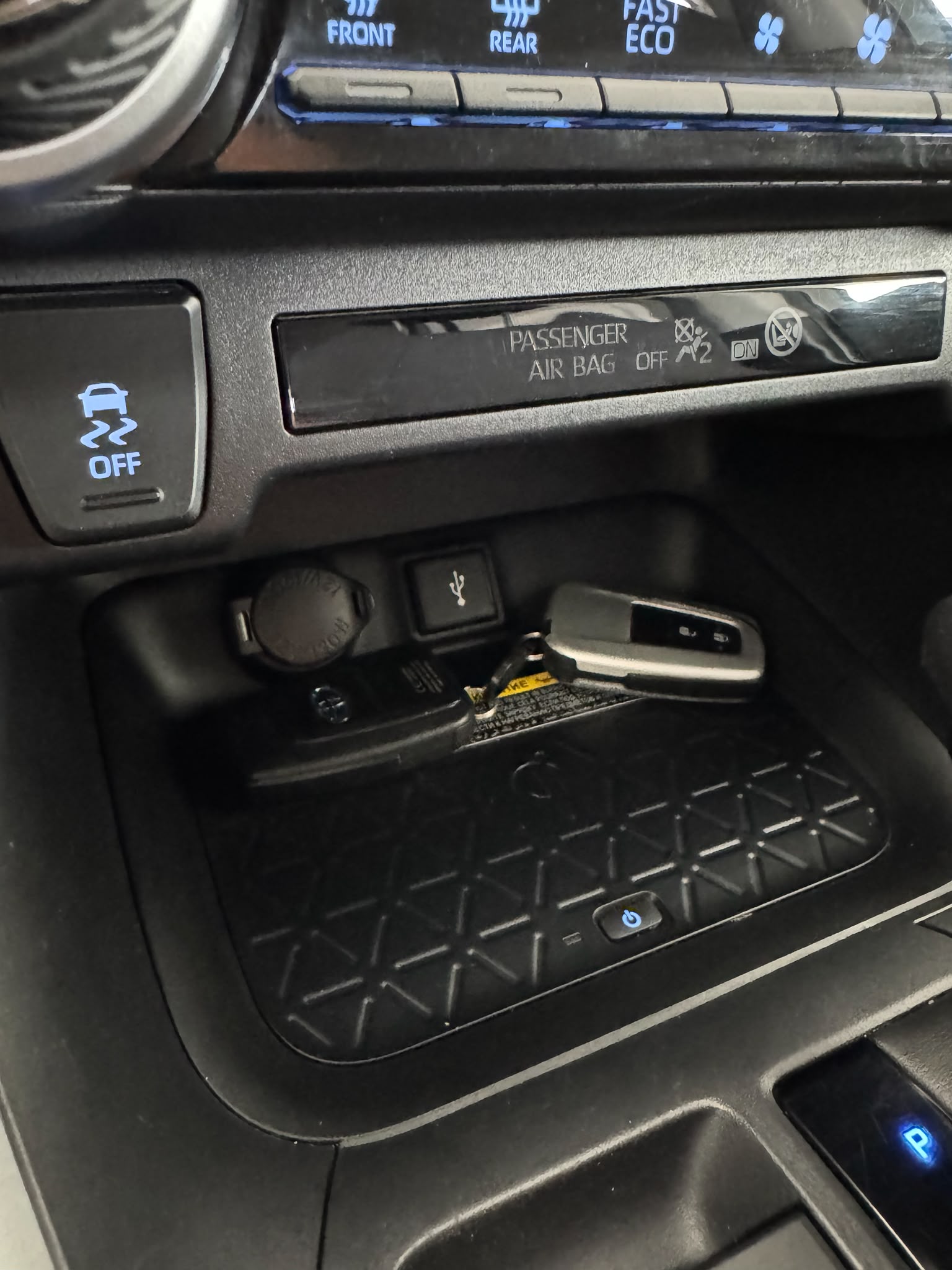 TOYOTA RAV4 2.5l Hybrid 220H AUTO Advance *ECO*