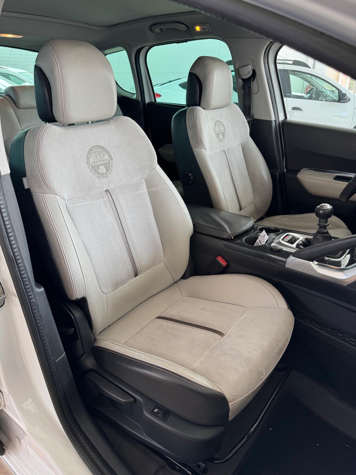 PEUGEOT 3008 1.6 HDI 115Cv *Sin AdBlue