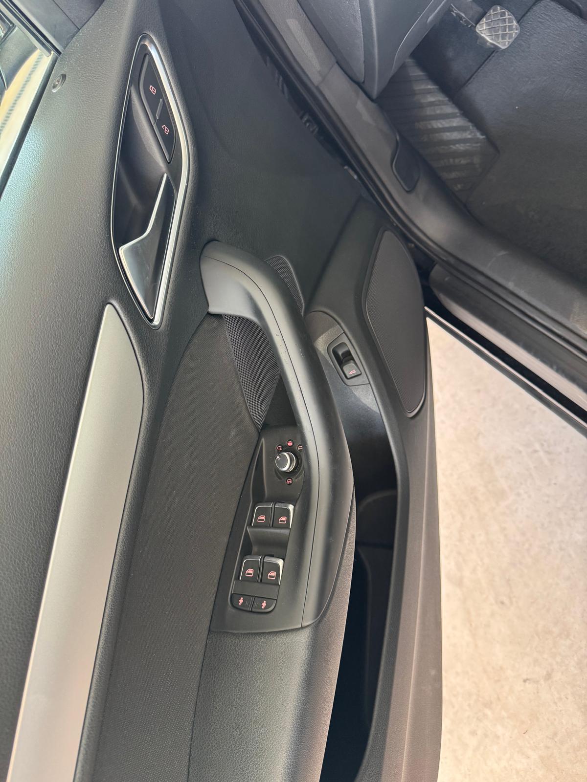 AUDI Q3 Sport Edition 2.0 TDI 150Cv