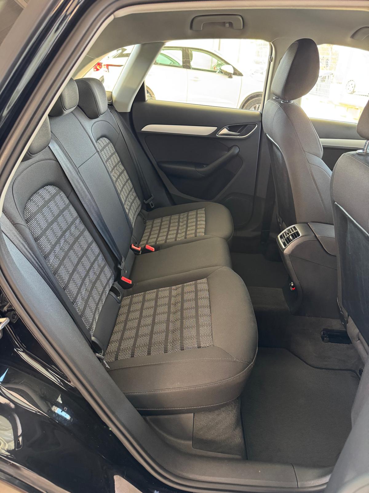 AUDI Q3 Sport Edition 2.0 TDI 150Cv