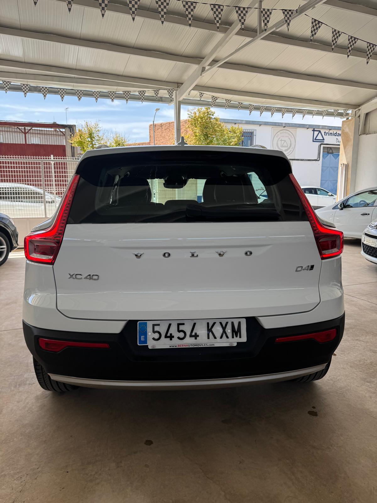 VOLVO XC40 2.0 D4 190Cv AWD AUT