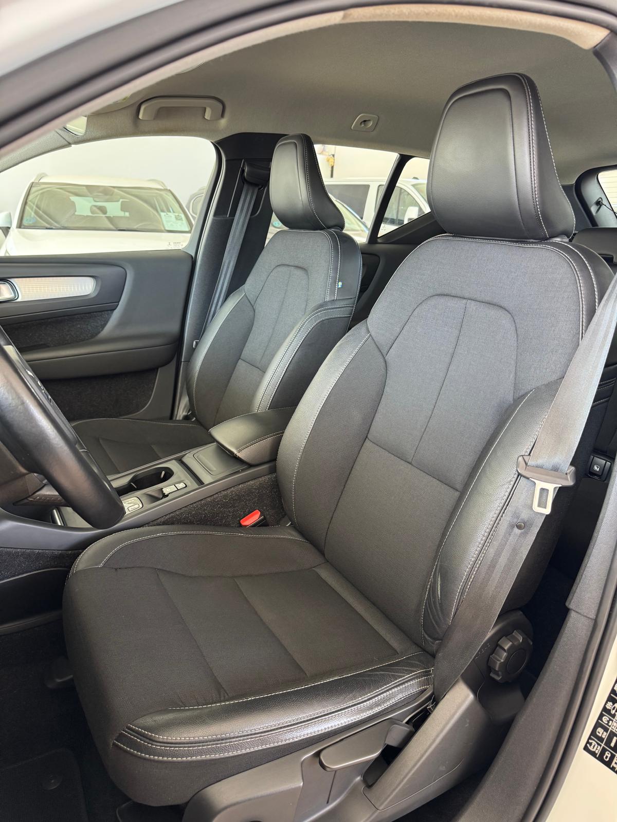 VOLVO XC40 2.0 D4 190Cv AWD AUT