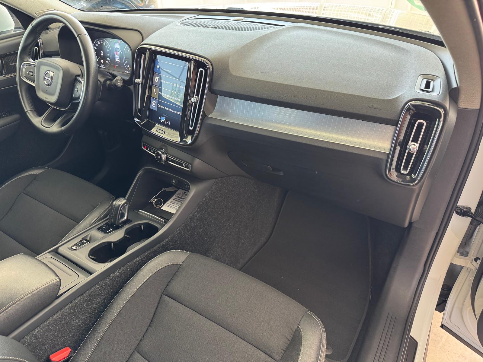 VOLVO XC40 2.0 D4 190Cv AWD AUT