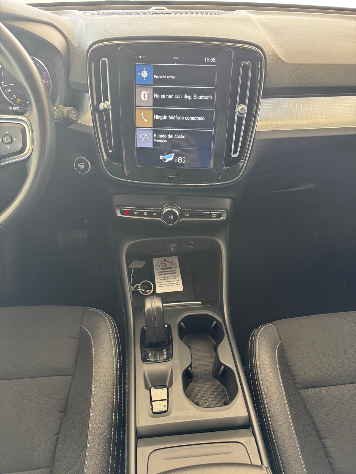 VOLVO XC40 2.0 D4 190Cv AWD AUT