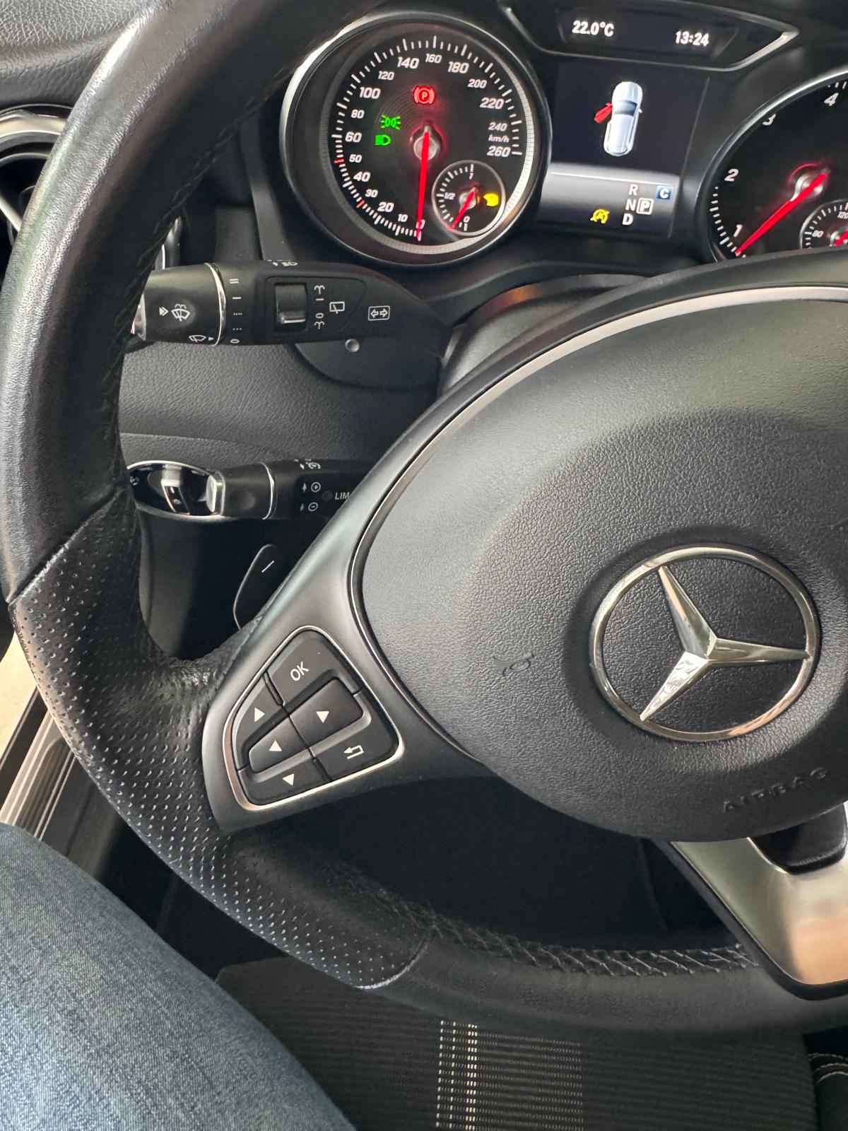 MERCEDES GLA 200d 136Cv Automático