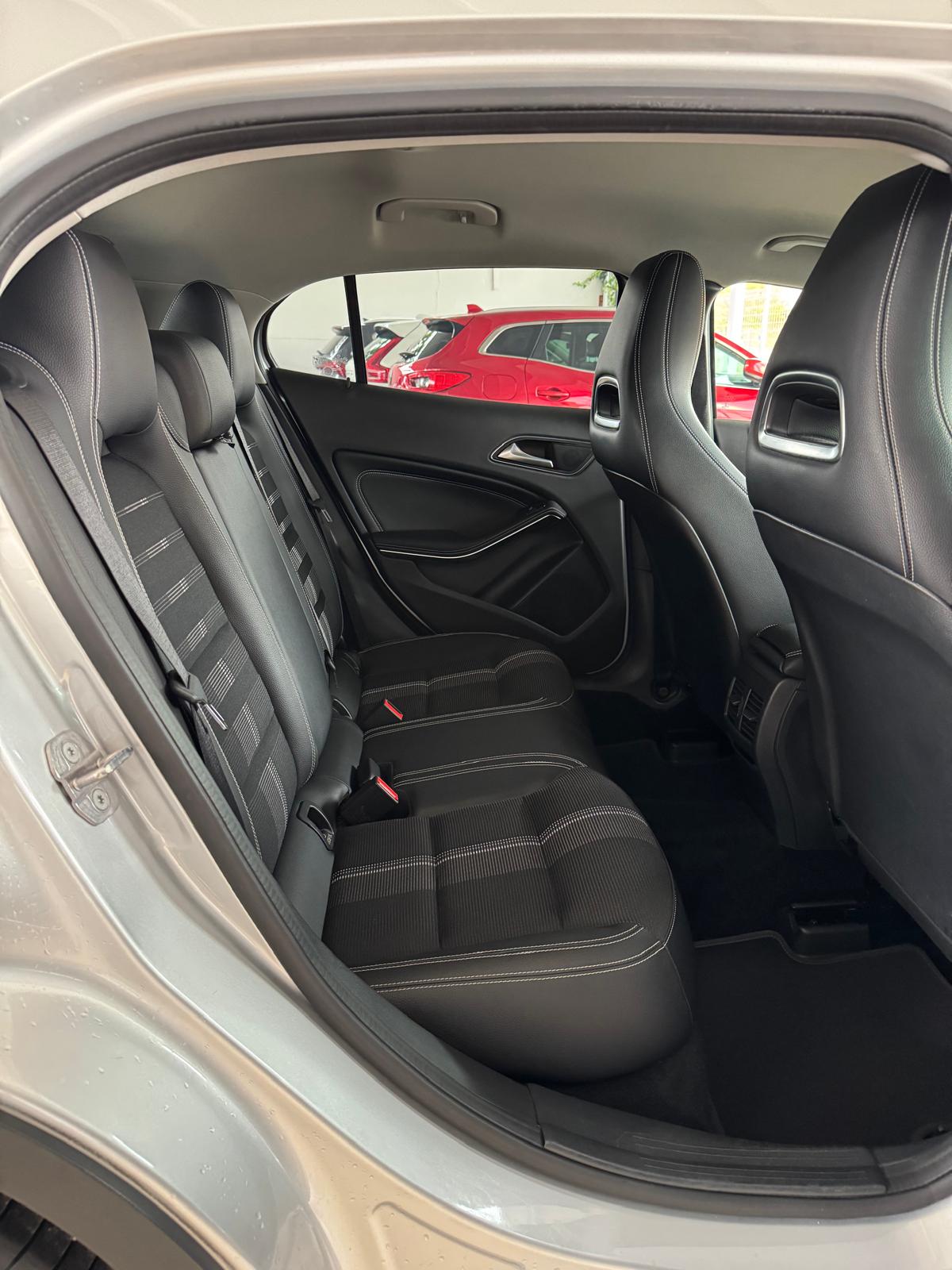 MERCEDES GLA 200d 136Cv Automático