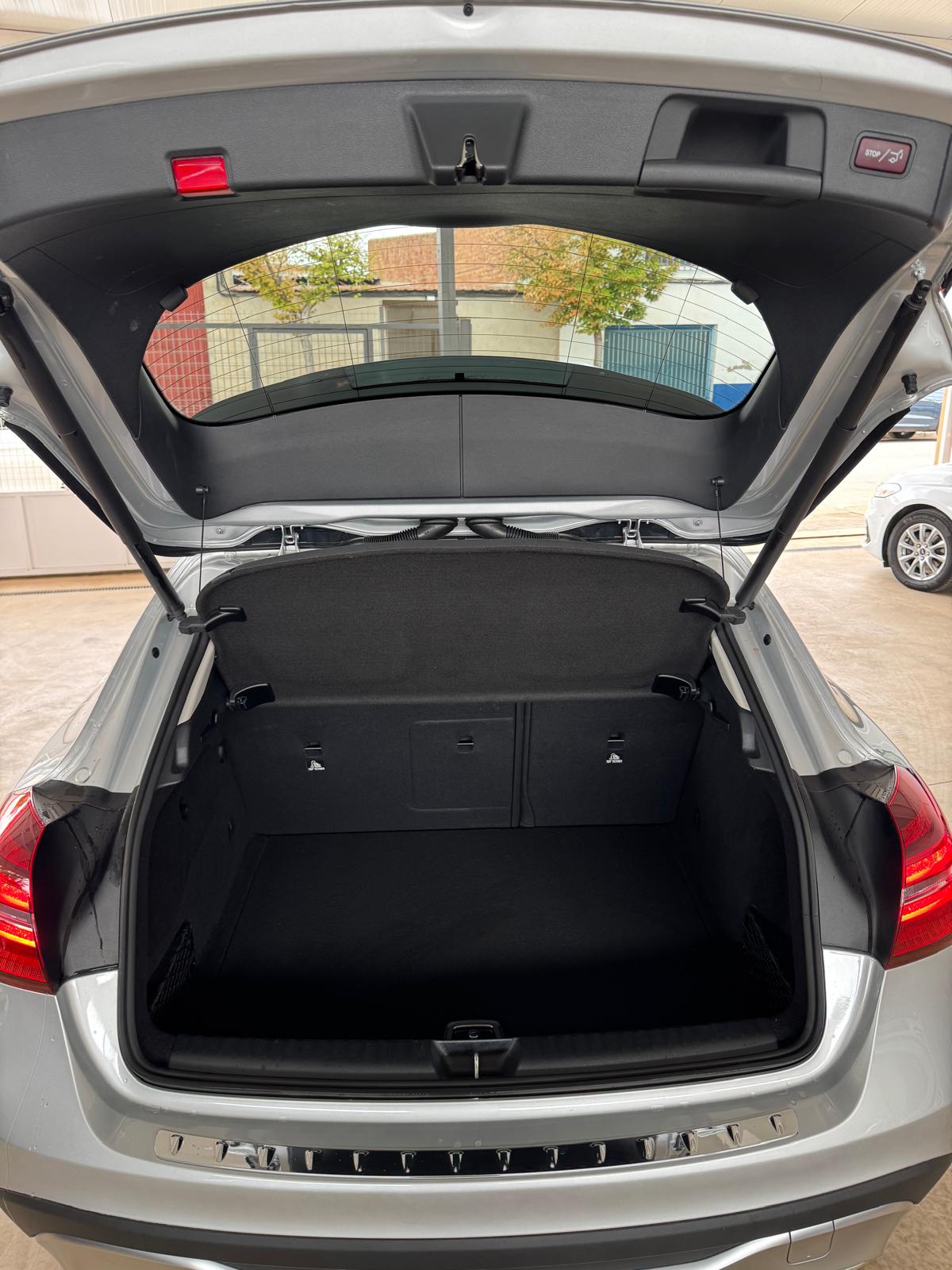 MERCEDES GLA 200d 136Cv Automático