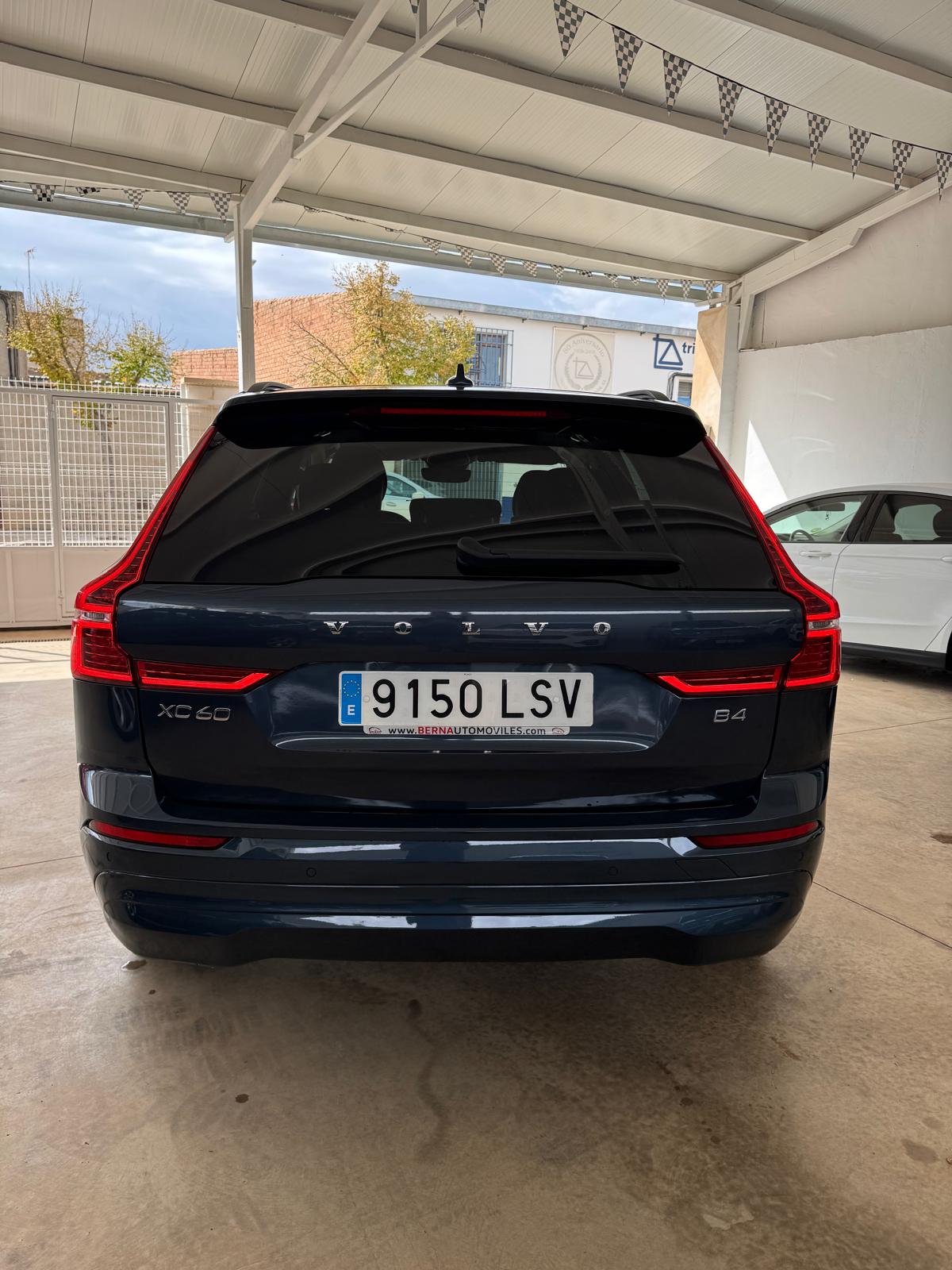 VOLVO XC60 B4 D 197Cv Automático
