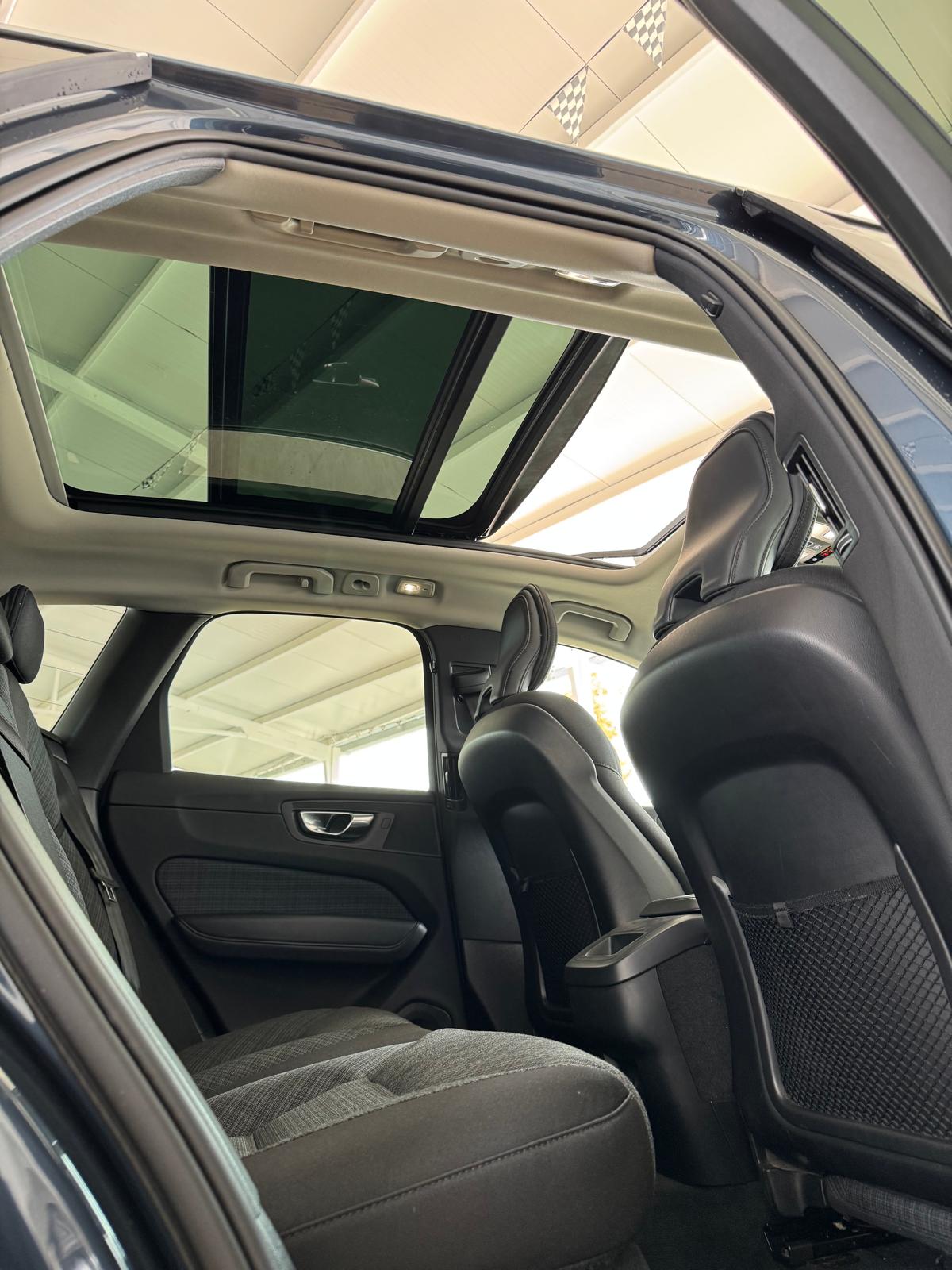 VOLVO XC60 B4 D 197Cv Automático