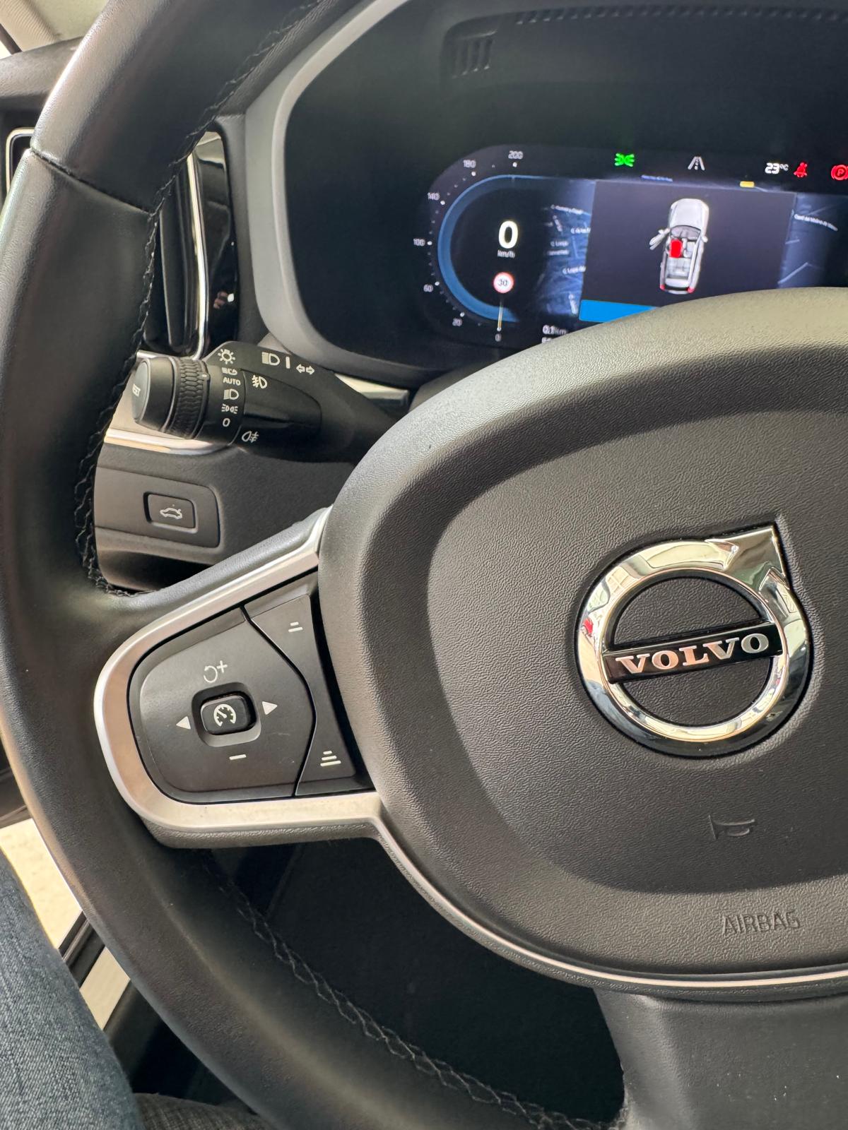 VOLVO XC60 B4 D 197Cv Automático