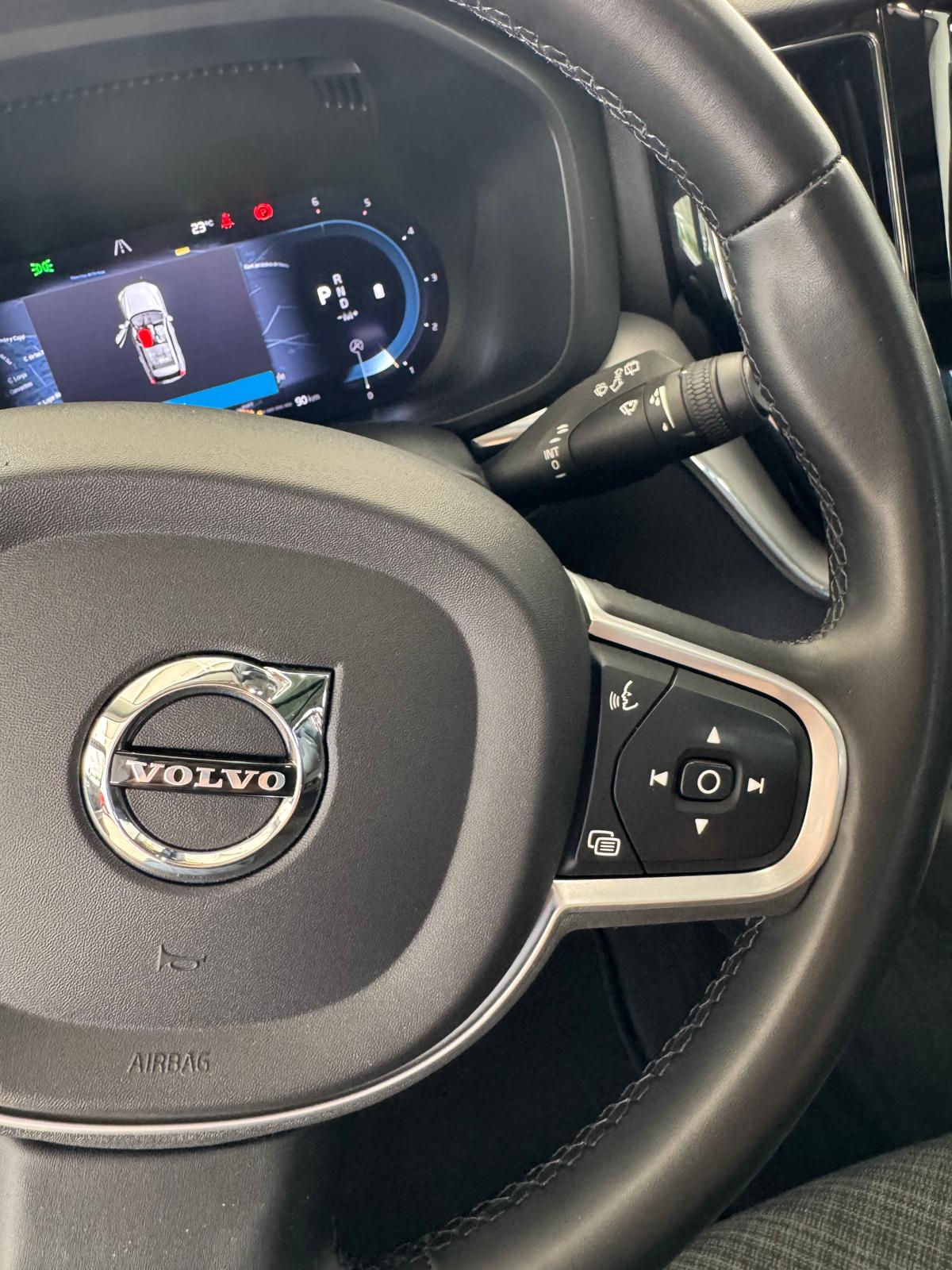 VOLVO XC60 B4 D 197Cv Automático