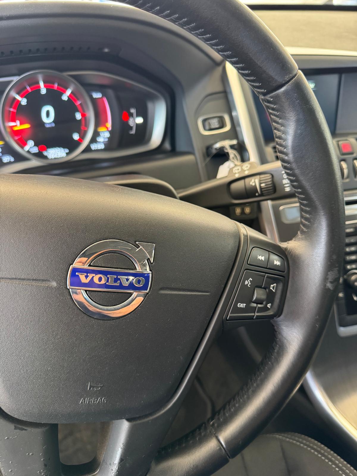 VOLVO XC60 2.0 D3 150Cv