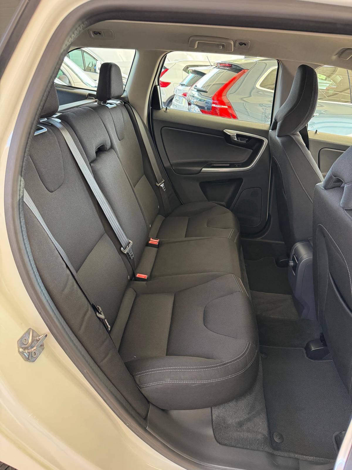 VOLVO XC60 2.0 D3 150Cv