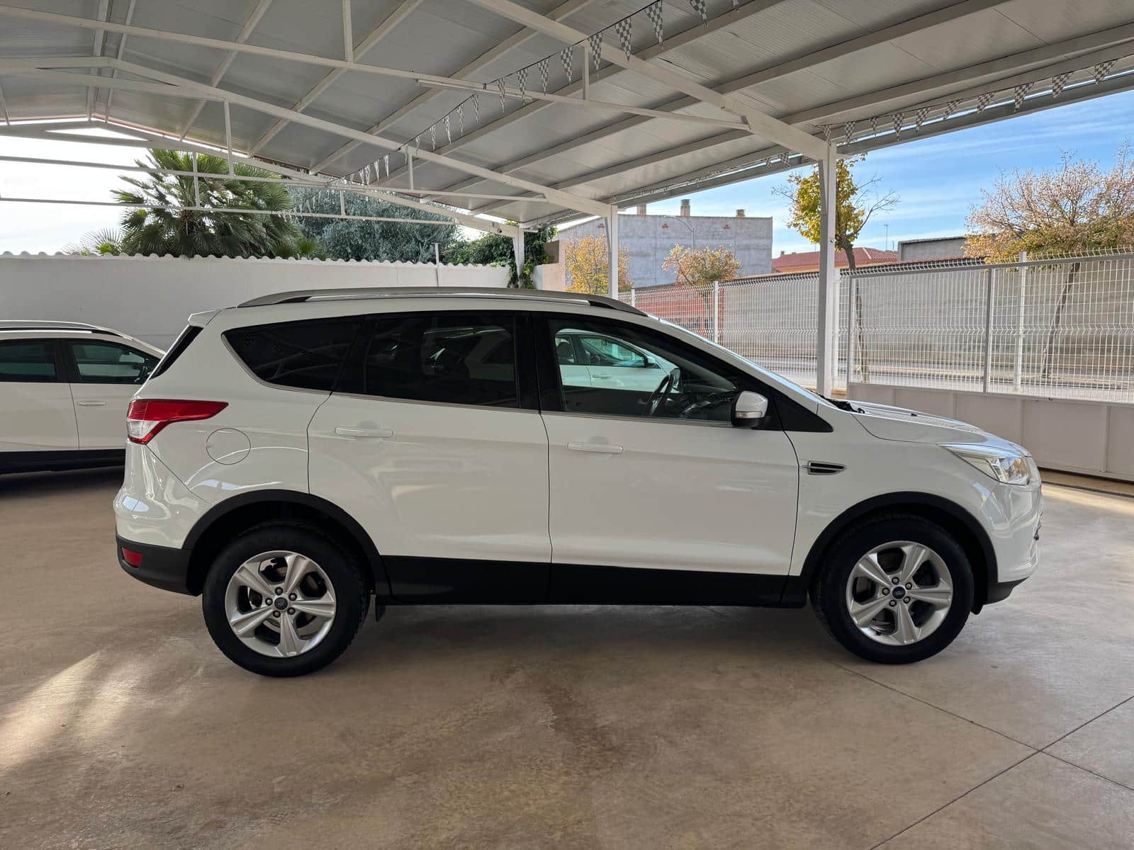 FORD KUGA 2.0 TDCI 140Cv  *Sin AdBlue*